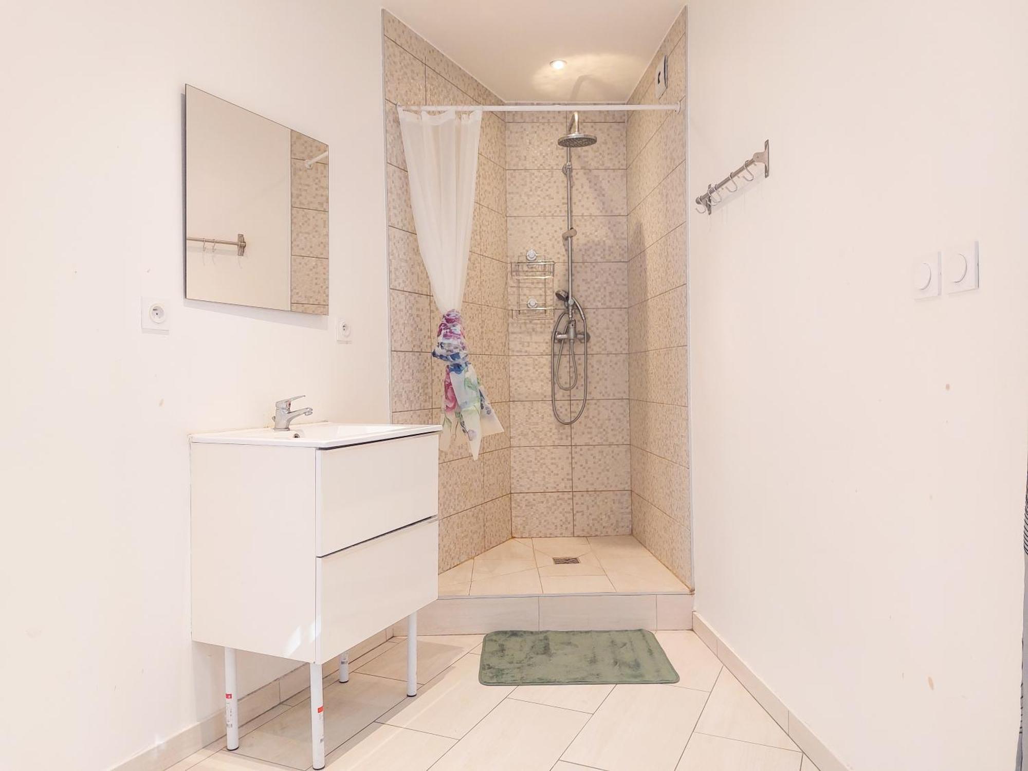 Charmant Appartement Pres Du Marche, Gare Et Port A 5Mn 土伦 外观 照片